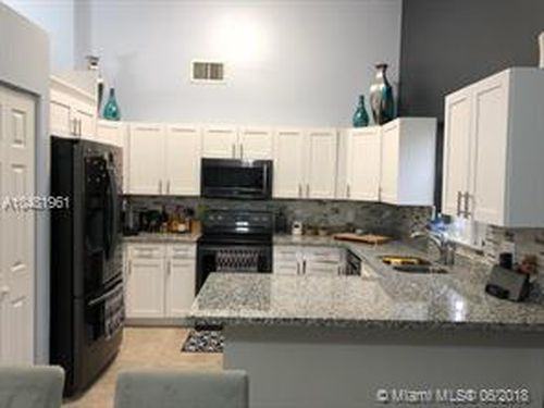 620 NW 207th Ave - Photo 2 of 8