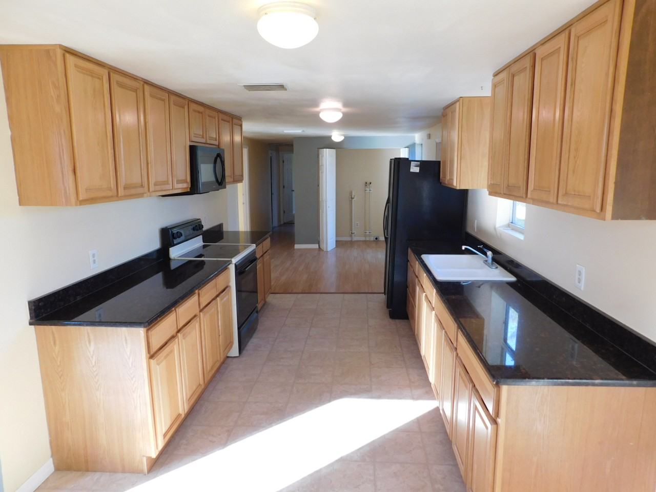 6616 Mangrove Dr - Photo 2 of 15