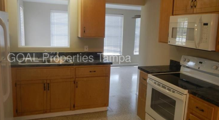 3723 N 55th St - Photo 2 of 19