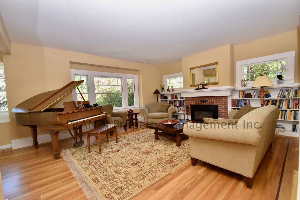 28 Mountain View Ave - Photo 2 of 27