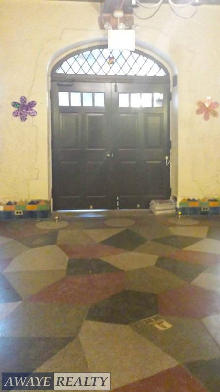 7001 Ridge Boulevard #5F