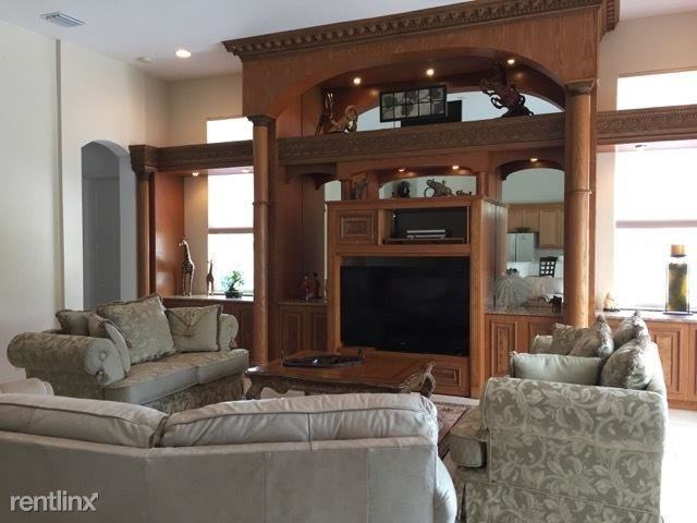 11727 Paradise Cove Ln - Photo 2 of 16