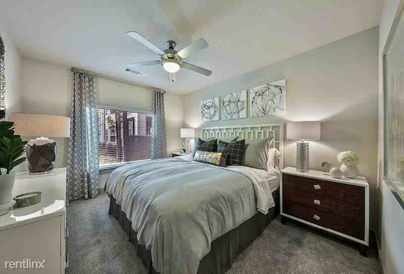 3511 Mosley Ct - Photo 3 of 10