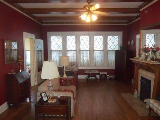 1183 Sledge Ave - Photo 2 of 8