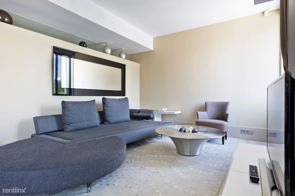 2609 Atlantic Ave #6 - Photo 3 of 9