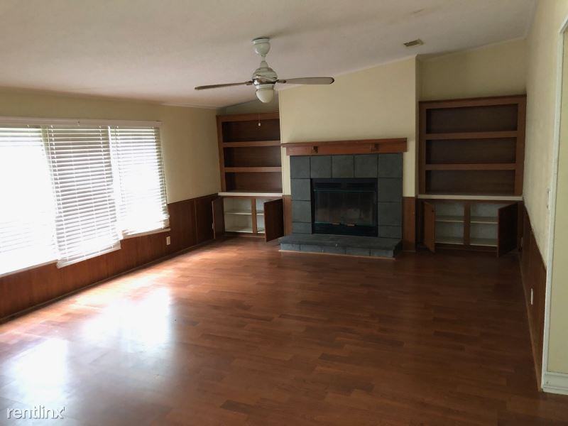 4835 Chester St - Photo 2 of 21