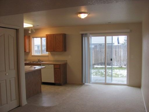 231 Turner St #A - Photo 3 of 6