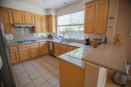 3033 Fowler Rd - Photo 2 of 22