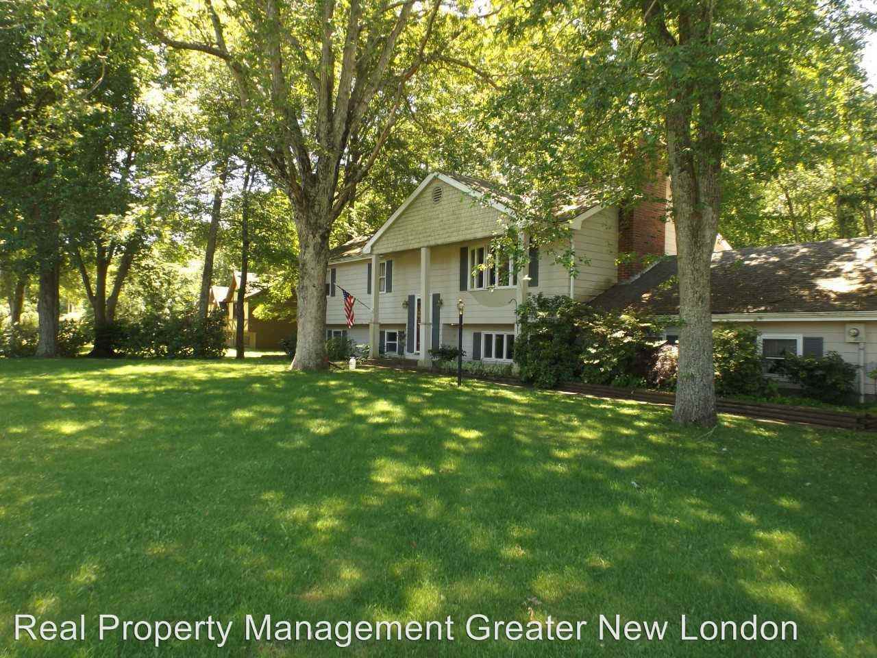 22 Lisa Ln - Photo 2 of 7