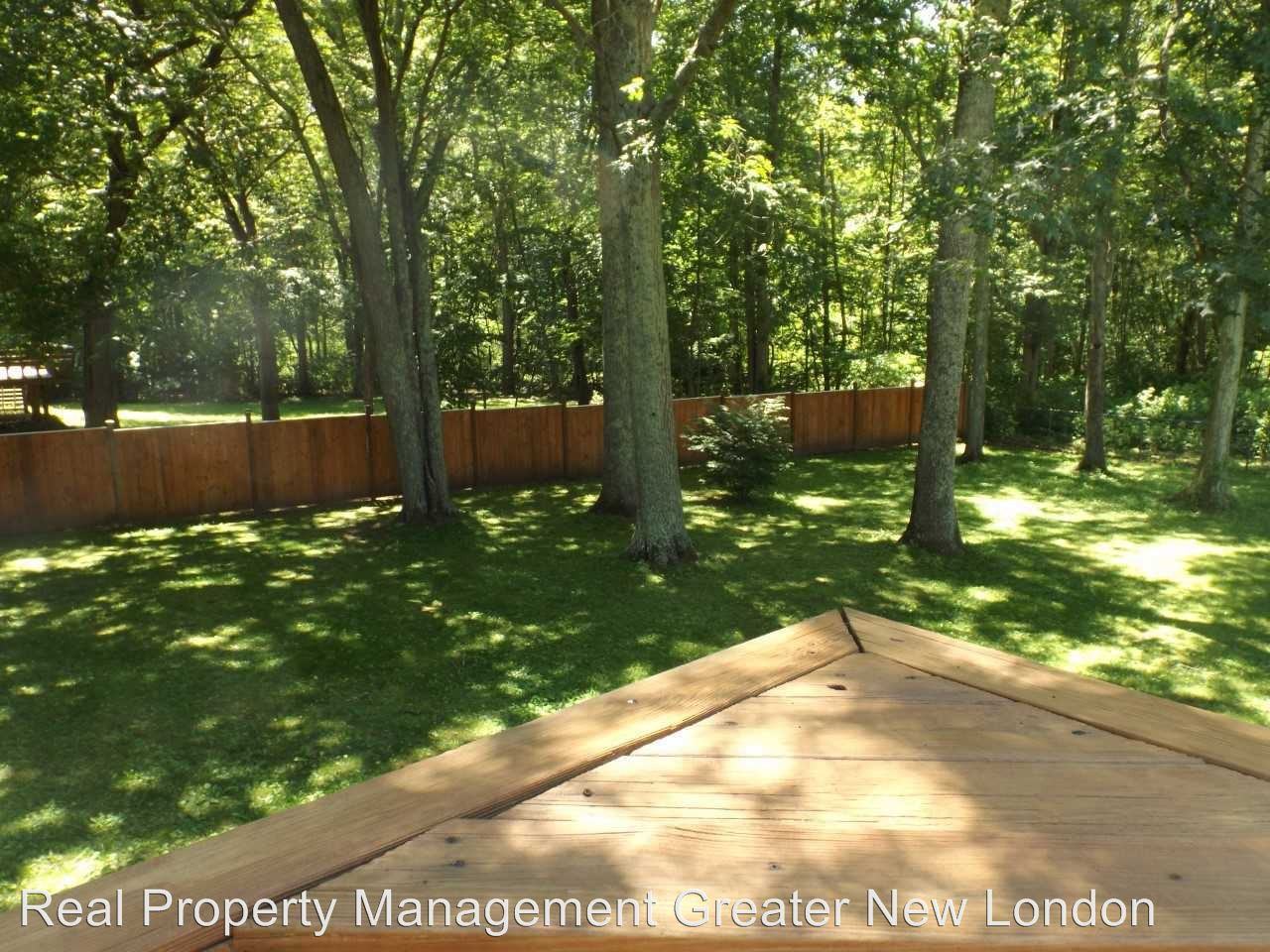 22 Lisa Ln - Photo 3 of 7