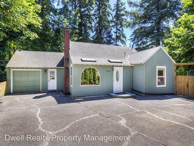 1812 SW Parkview Ct - Photo 2 of 16