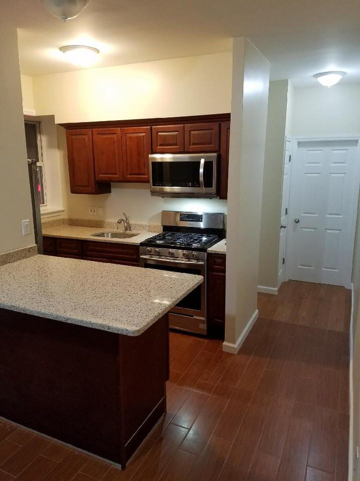 90-15 Myrtle Ave - Photo 2 of 12