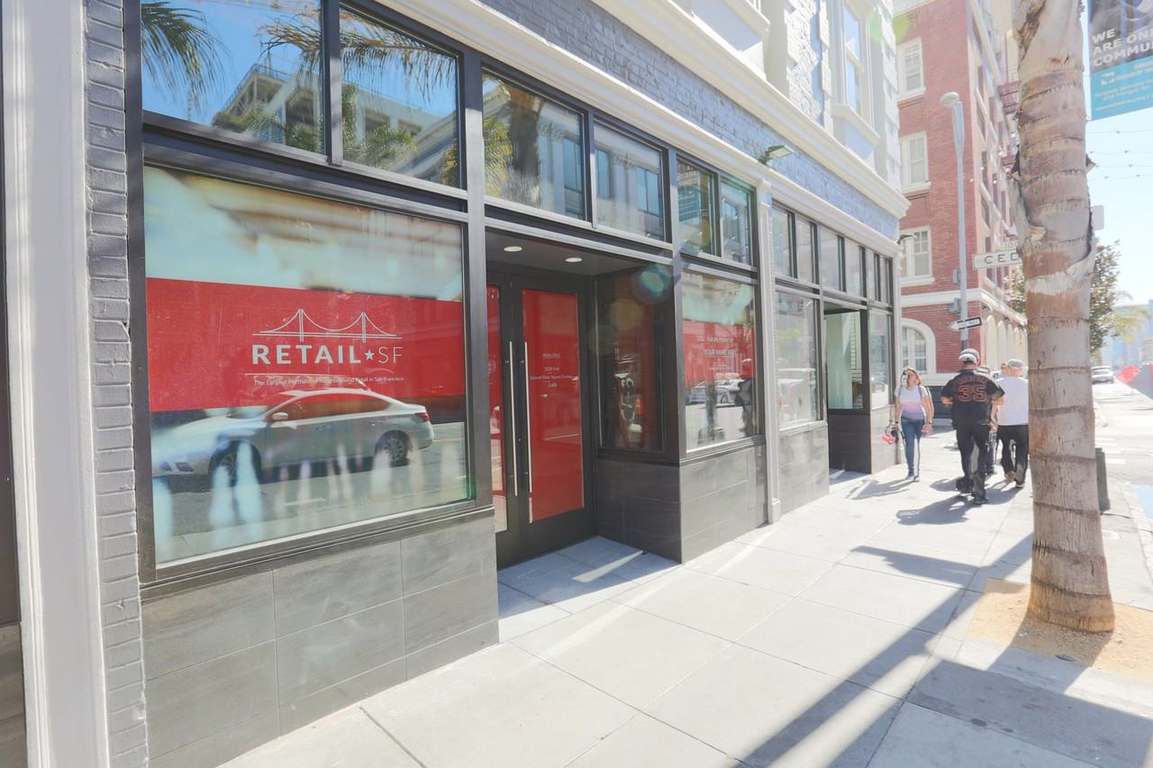 1042 Polk St - Photo 2 of 9