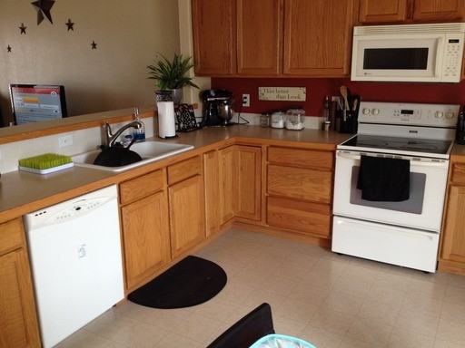 805 Rodgers Cir - Photo 2 of 12