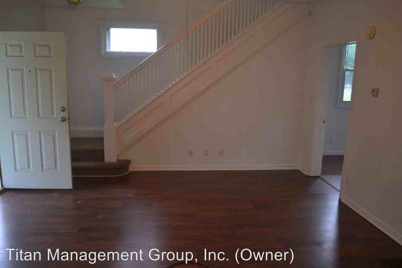 1721 N 13th St - Photo 3 of 22