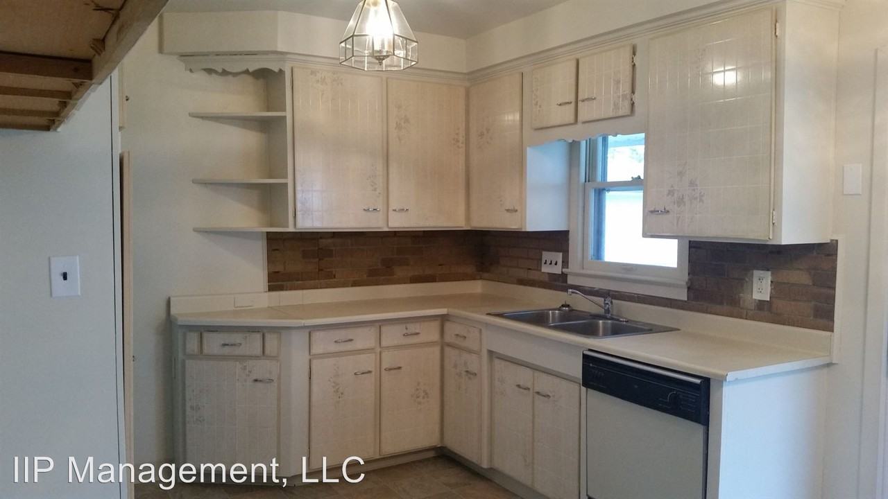 14147 Pease Rd - Photo 2 of 18