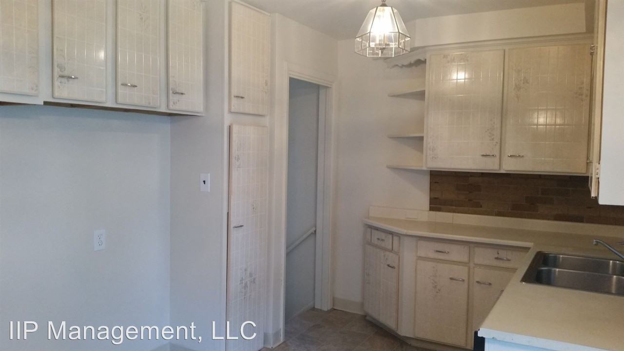 14147 Pease Rd - Photo 3 of 18