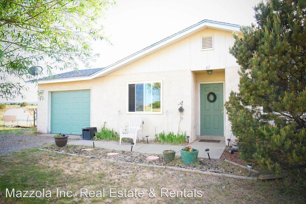 47 Roberts Dr - Photo 3 of 19