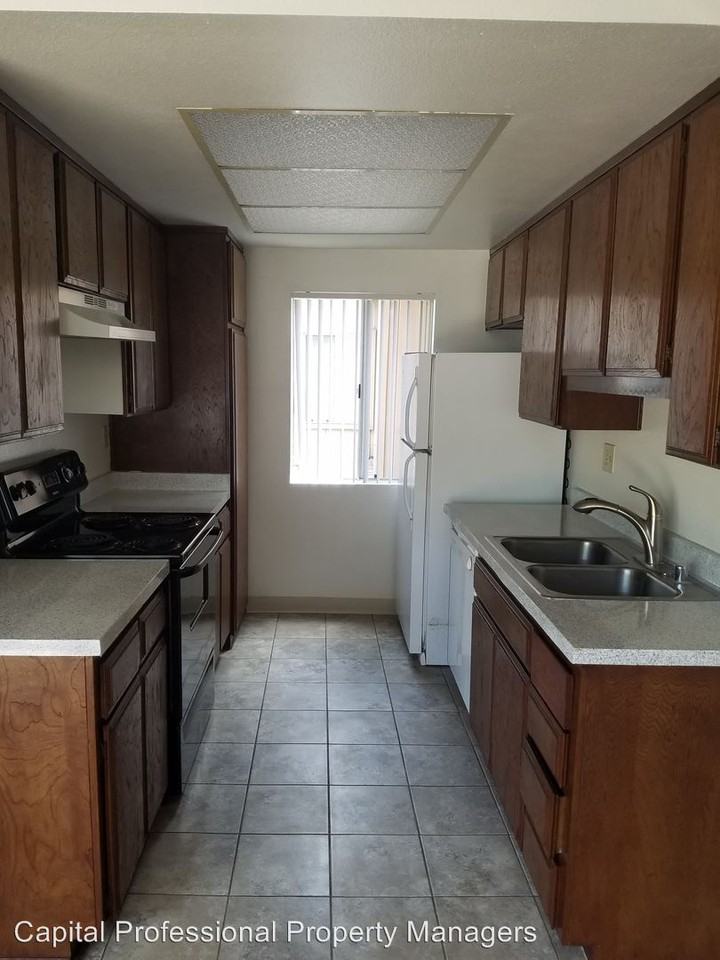 6560 College Grove Dr #80 - Photo 3 of 6