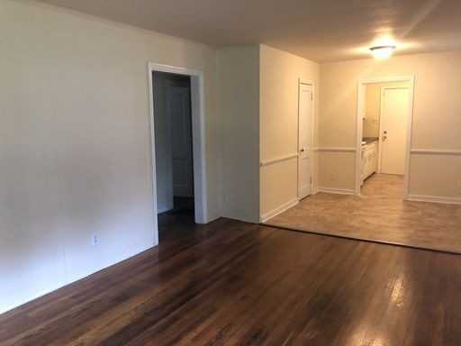5215 Rockland Rd - Photo 3 of 12