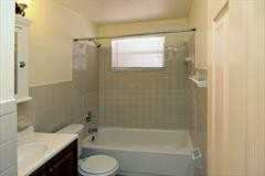 13156 120th St - Photo 2 of 5