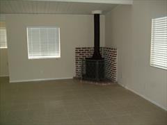 722 W Avenue J - Photo 3 of 5