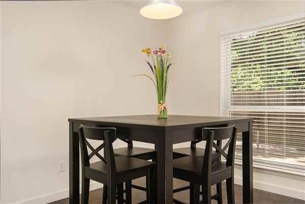 The Metro Town Homes - Photo 3 of 12