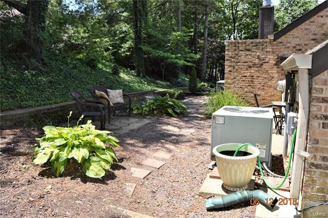 958 Somerfor Pl - Photo 3 of 25