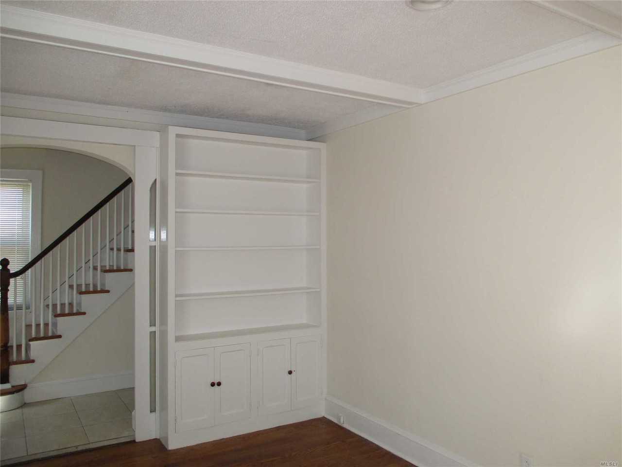 19 Narwood Ave - Photo 3 of 12