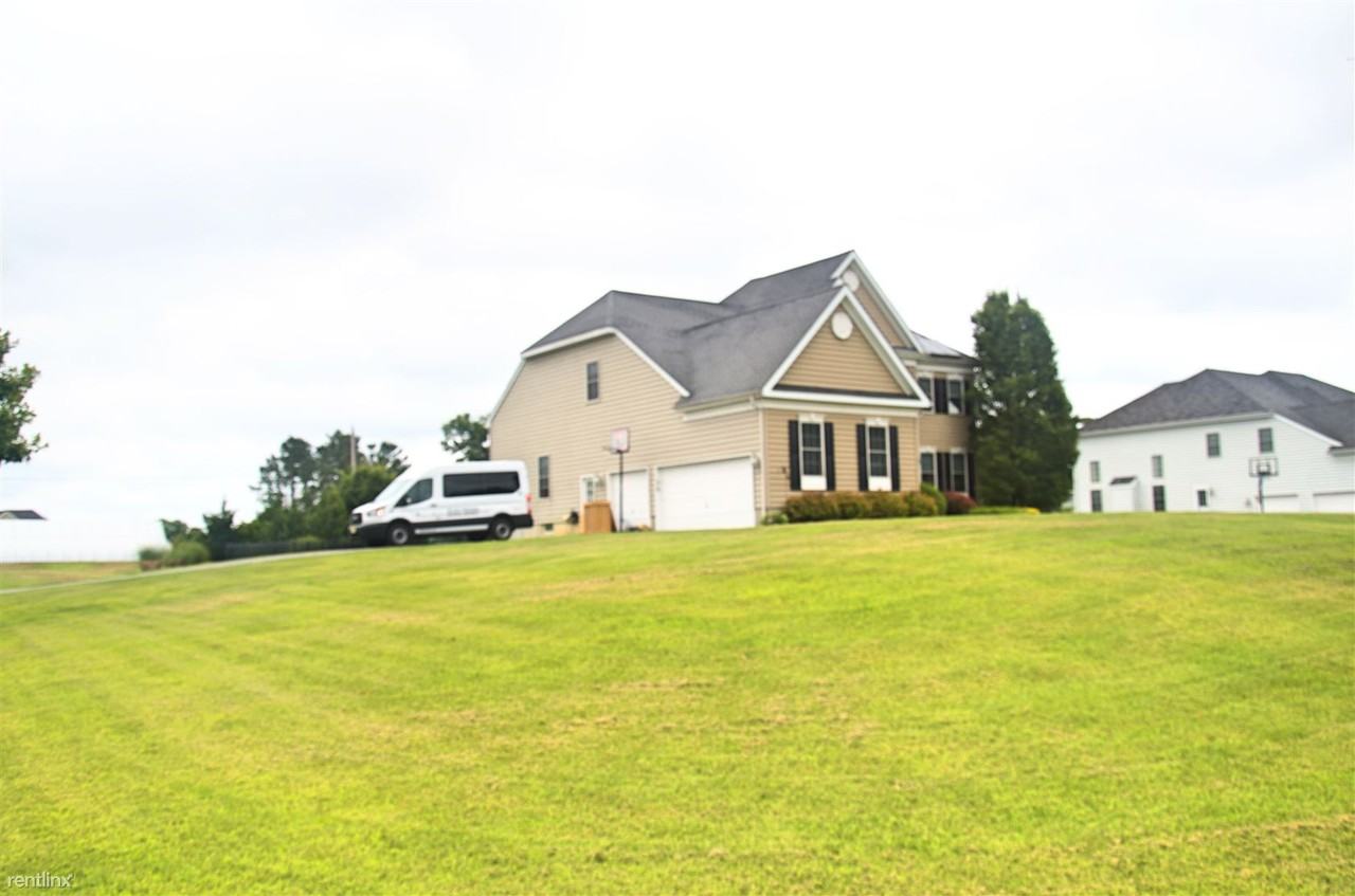 103 Willowbrook Ct - Photo 3 of 35