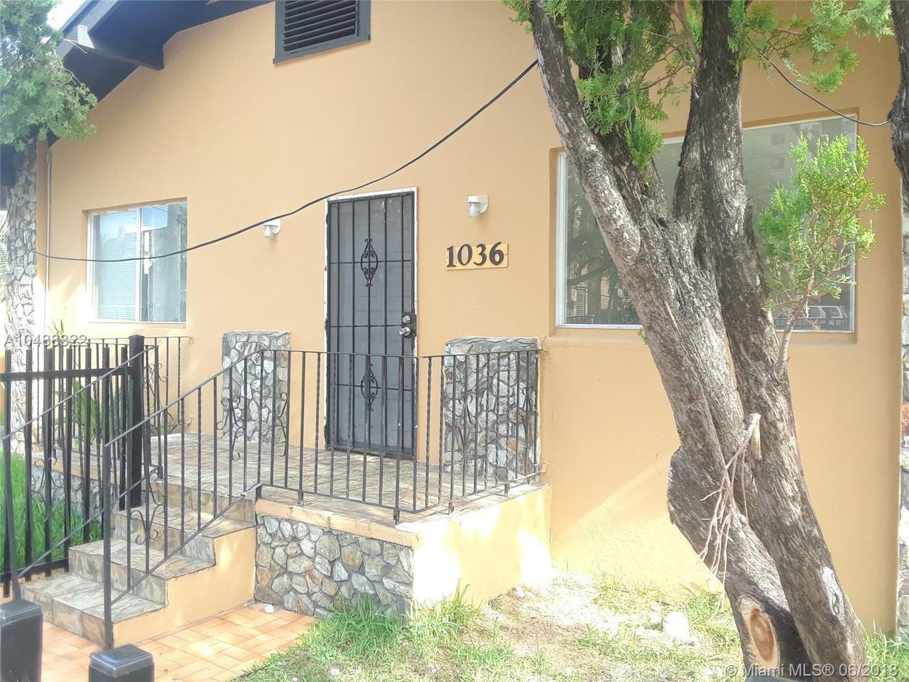 1036 Southwest 2nd Street - Photo 2 of 8