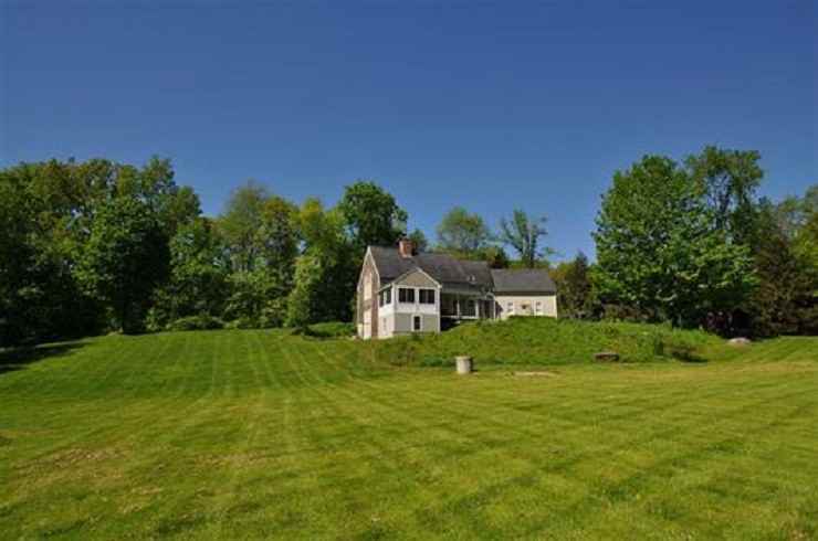 81 Blood Rd - Photo 3 of 38