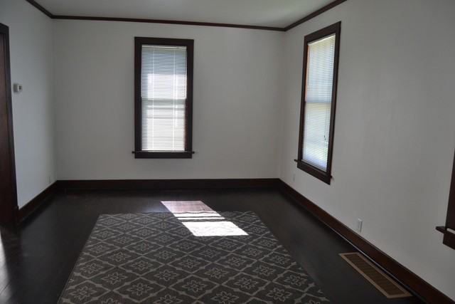 1155 E Bluff St - Photo 3 of 23