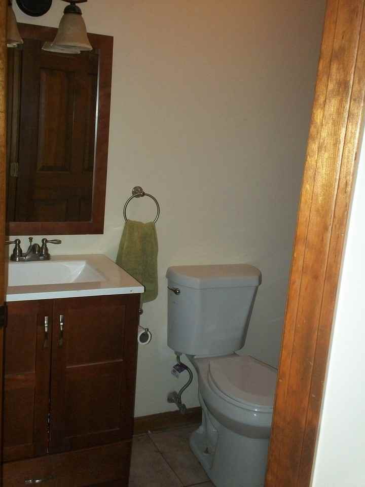 106 Wakelee Rd - Photo 3 of 41