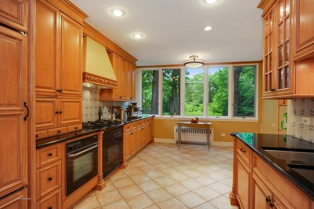 2860 Duffy Ln - Photo 3 of 15