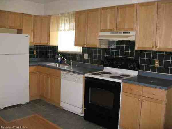 1320 Meriden Rd - Photo 3 of 13