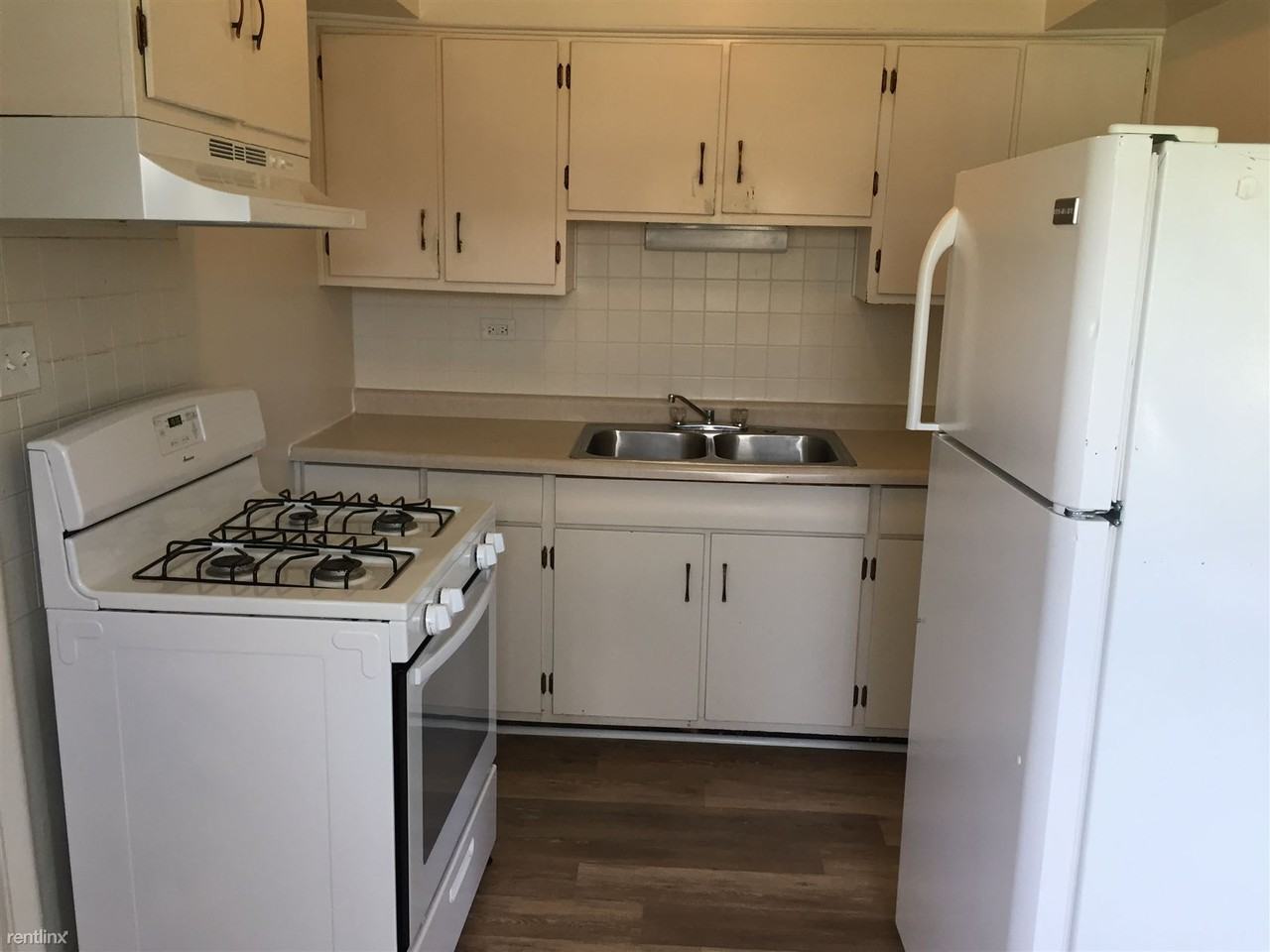 235 Evergreen Pkwy - Photo 3 of 8