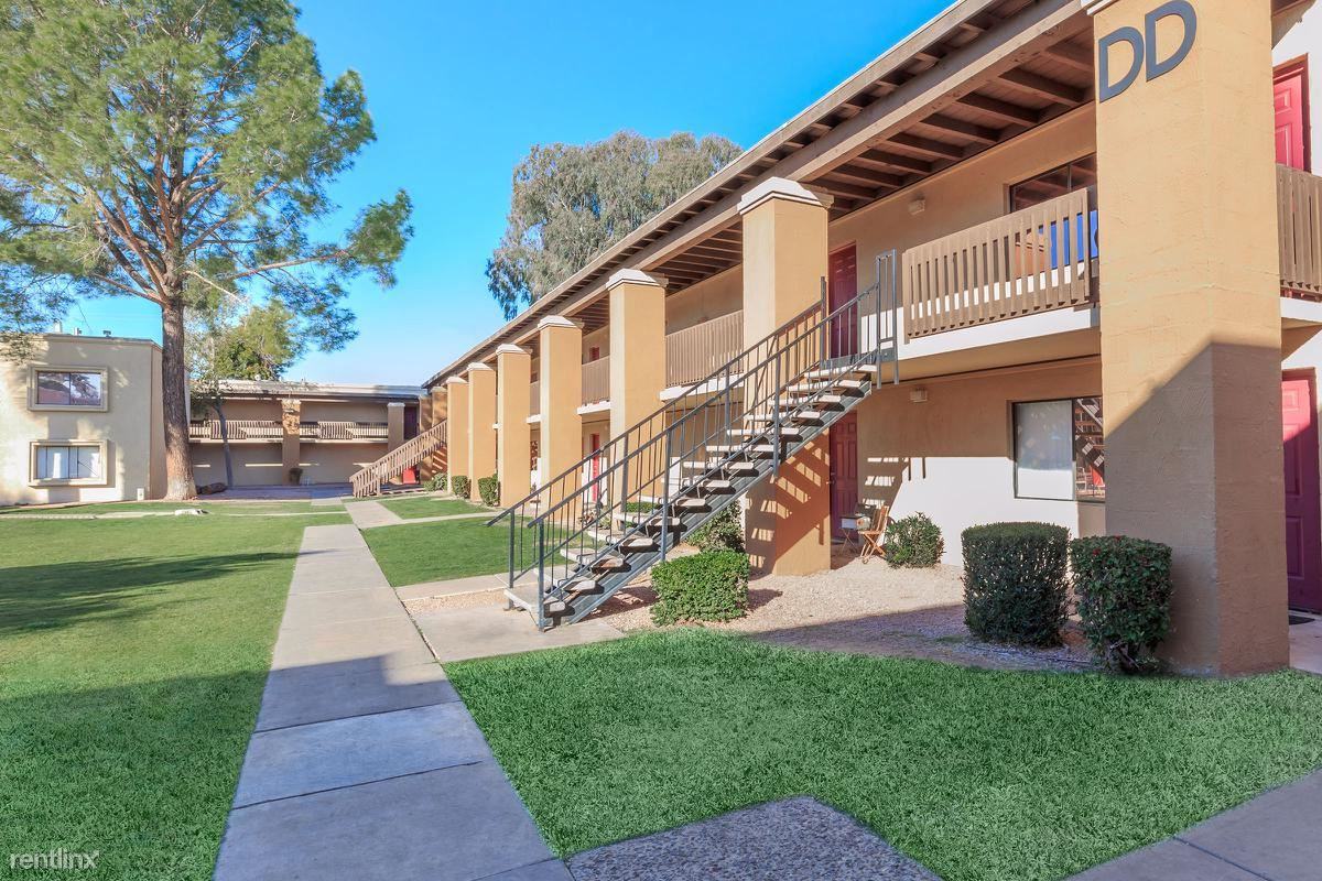 In the heart of the city - Photo 2 of 9