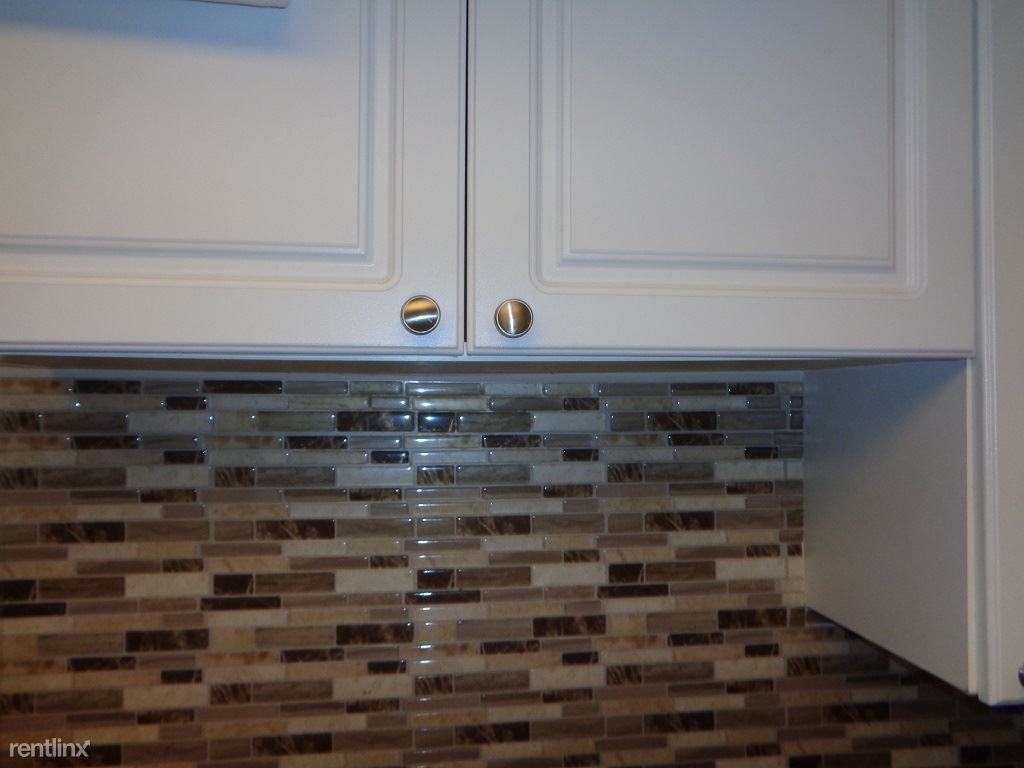 Grand View at Crestwood - 1st Floor with Garage - Photo 3 of 14