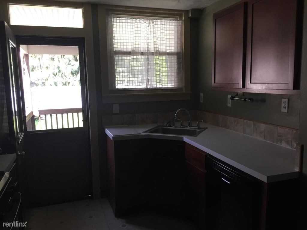 3805 Evergreen Rd - Photo 3 of 18