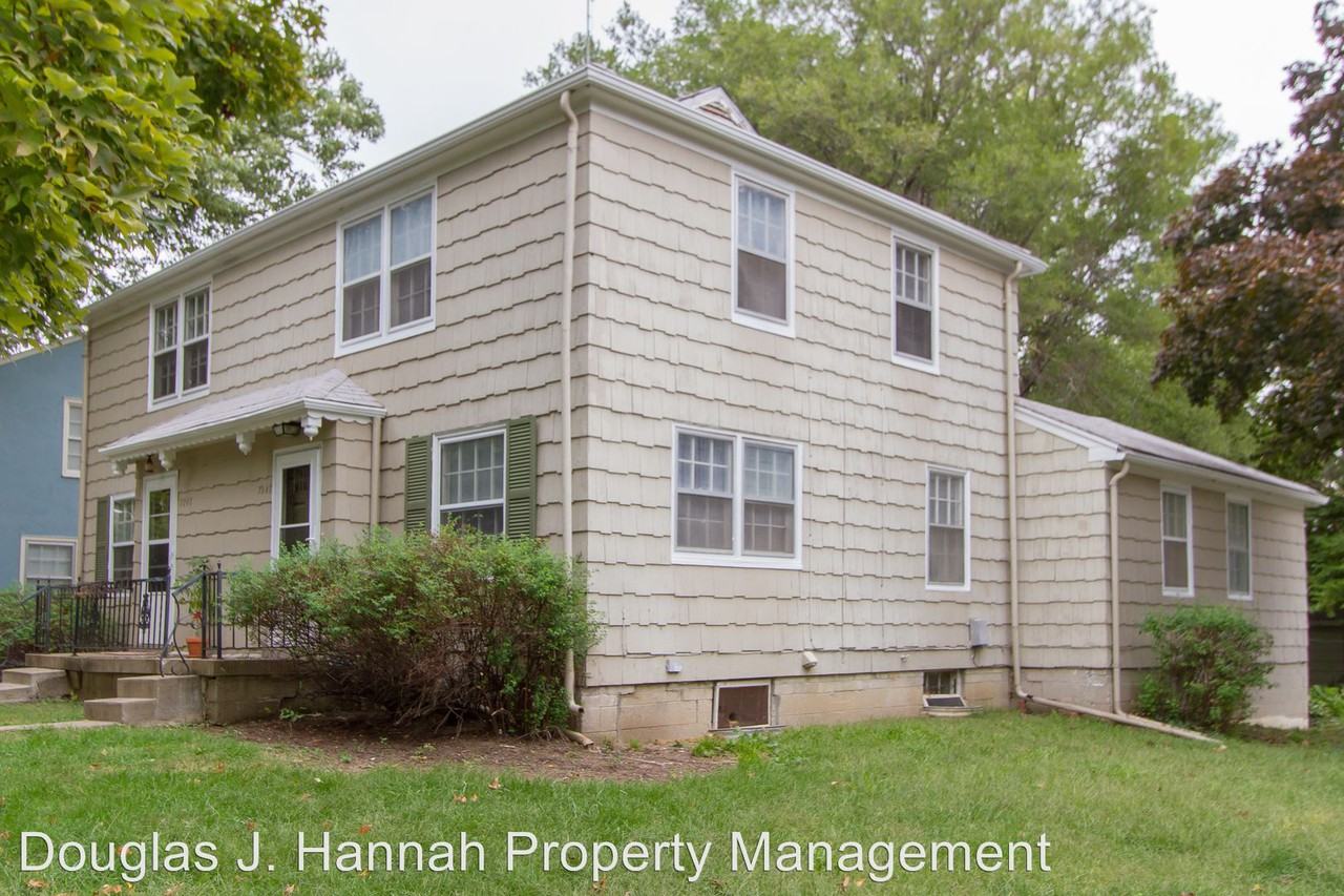 7245-7247 Wyandotte - Photo 2 of 15