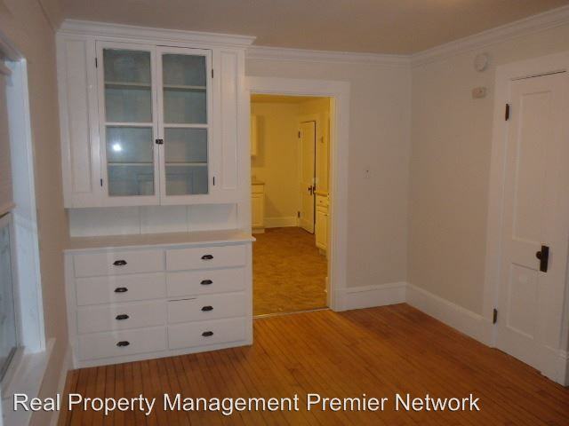 79 Wakefield St - Photo 3 of 8