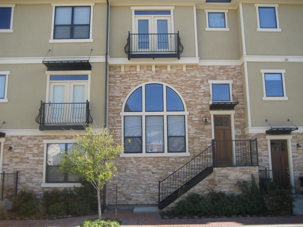 7224 Scotland Ct - Photo 2 of 14