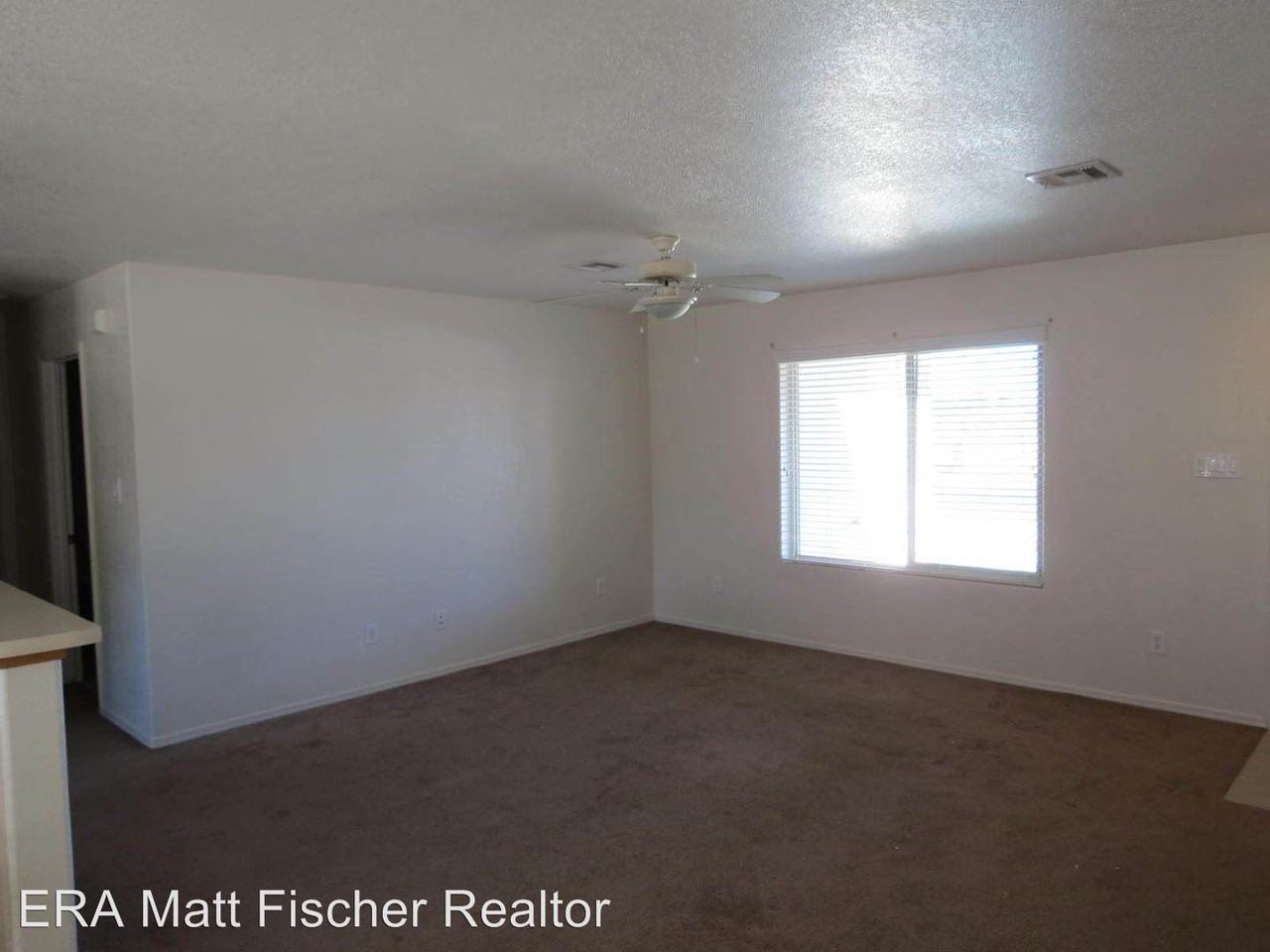 10203 E 35th St - Photo 3 of 11