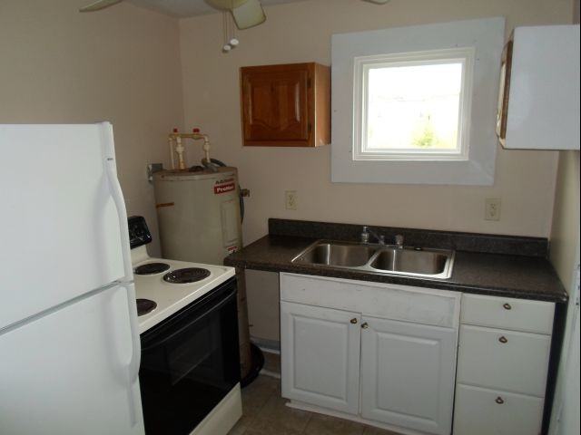 125 E 20th St - Photo 3 of 6