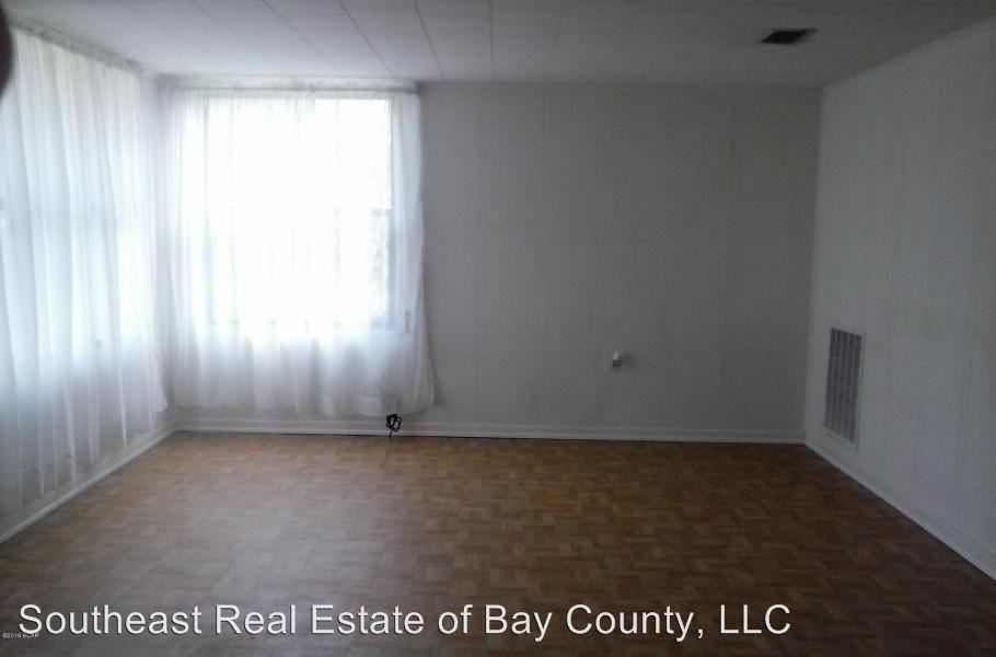 616 Poinsettia Ct - Photo 2 of 22