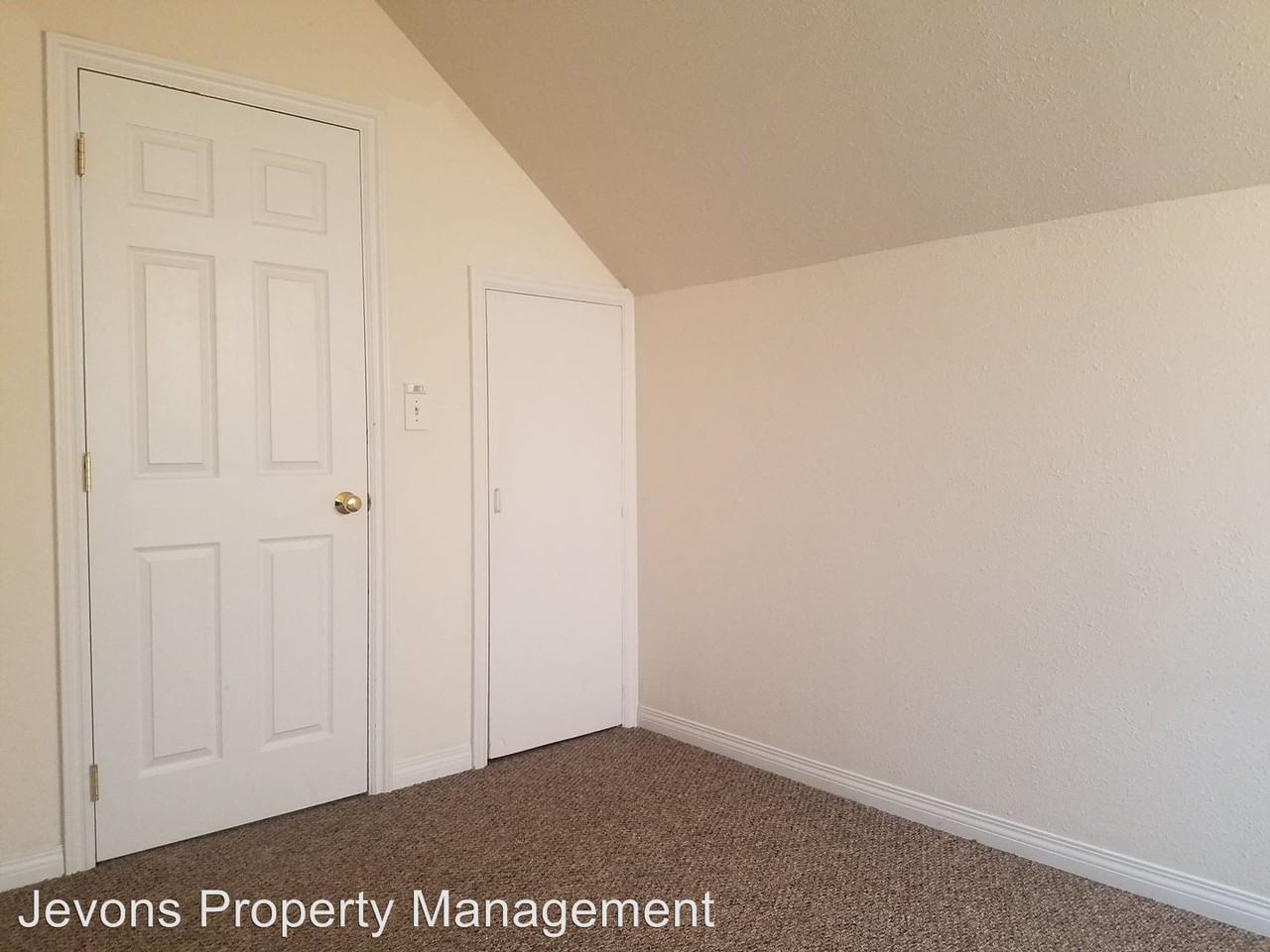 113 N 56th Ave - Photo 3 of 15