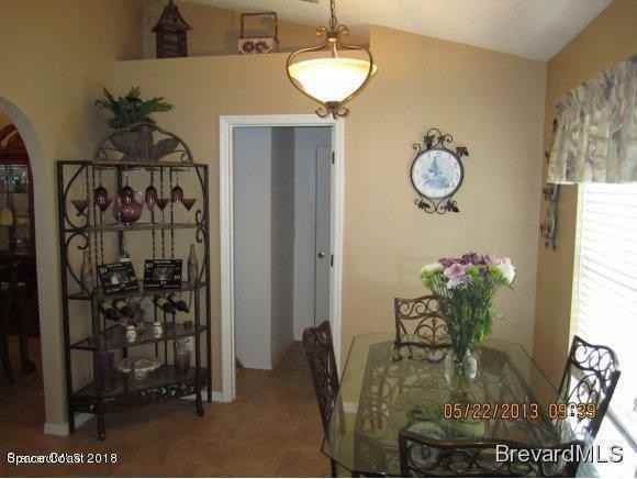 1971 Brookshire Cir - Photo 2 of 13