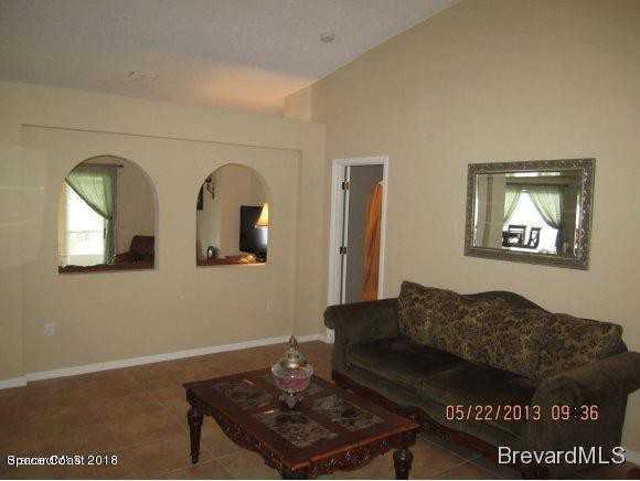 1971 Brookshire Cir - Photo 3 of 13