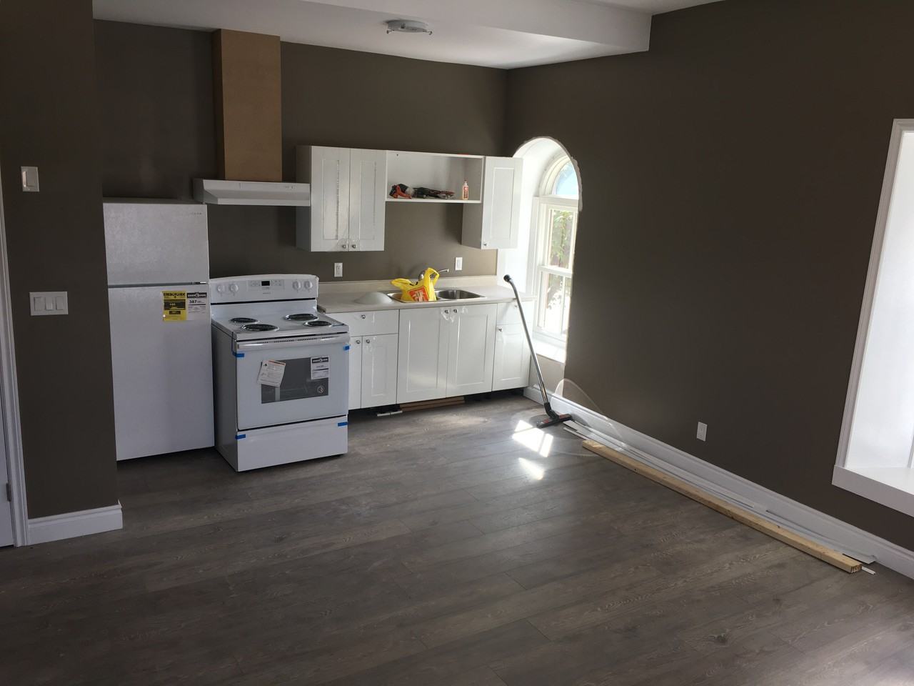 81 Water Street South #1 - Photo 2 of 11